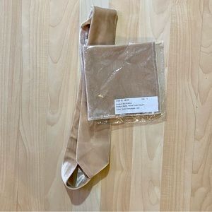 NWT Velvet Tie and Pocket Square